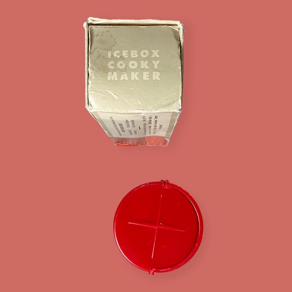 🍪 VTG REFRIGER-MOLD ICEBOX COOKY COOKIE MAKER FORM WITH RECIPES BY GLADD CO - Picture 4 of 7